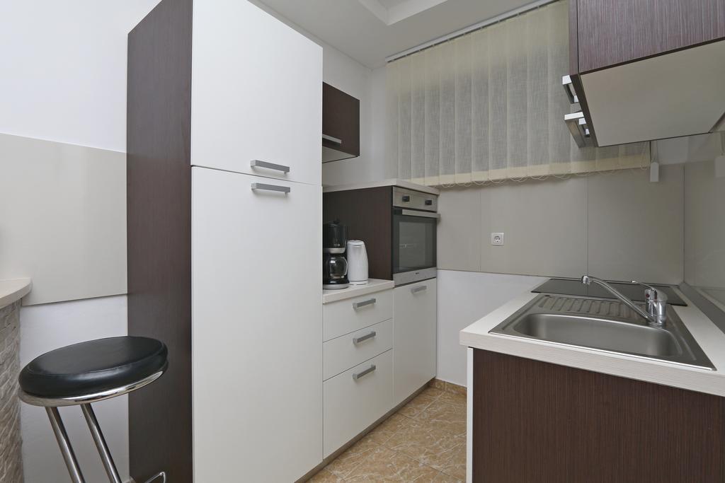 Apartments Intiv Malinska Kültér fotó