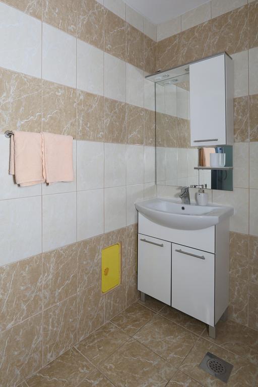 Apartments Intiv Malinska Kültér fotó